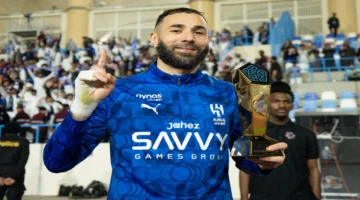 بنزيمة يقطع الصمت.. أسباب حقيقة لمغادرة الاتحاد وكواليس اللحظات الأخيرة مع زملائه